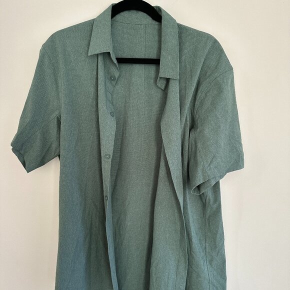 Women’s Green T-Shirt | Size Large | Preloved | Soft & Great Fabric - Picture 1 of 4